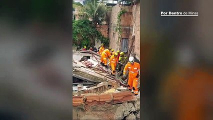 Adolescente é resgatada dos escombros de casa que desabou no Conjunto Paulo VI, em Belo Horizonte