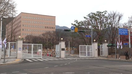 Suspendido presidente surcoreano rechaza citación a declarar en Navidad