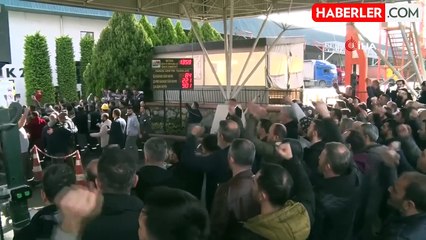 Filli Boya Fabrikasında İşçi Kıyımı ve Ayaklanma