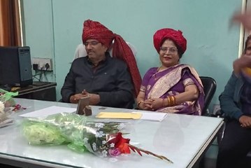 पति के फेयरवेल में शामिल होने गई पत्नी की हृदयाघात से मौत