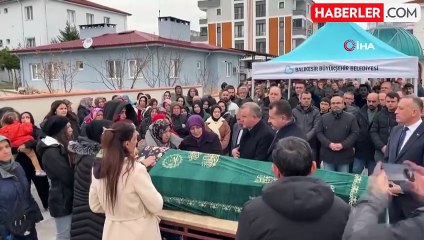 Patlamada Hayatını Kaybeden Özçakır Gözyaşlarıyla Uğurlandı