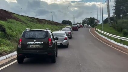 Natal sobrecarrega rodovias em Cascavel: retorno causa congestionamentos