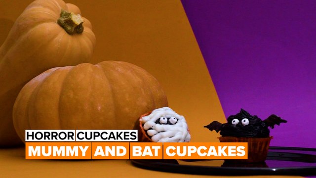 Horror cupcakes: Mummy and bat muffins
