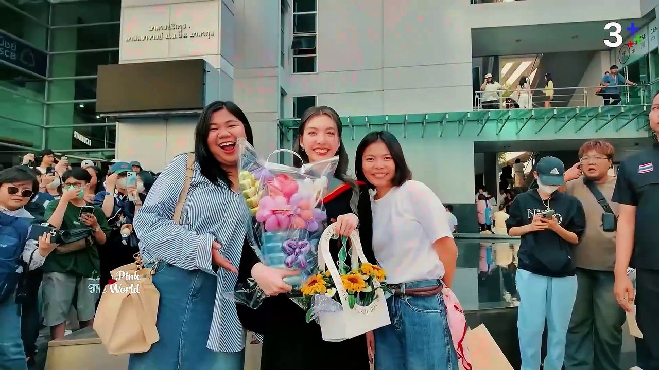 [Vietsub] VLOG: Lễ tốt nghiệp của Orm Kornnaphat