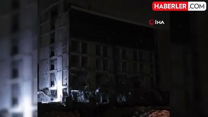 Hatay'da Eğitim ve Araştırma Hastanesi'nin Bloğu Yıkıldı