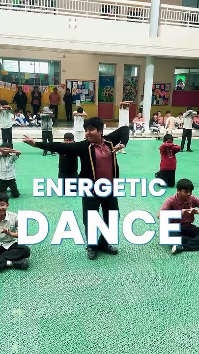 Anand Niketan School Believes in a Holistic Learning Experience.