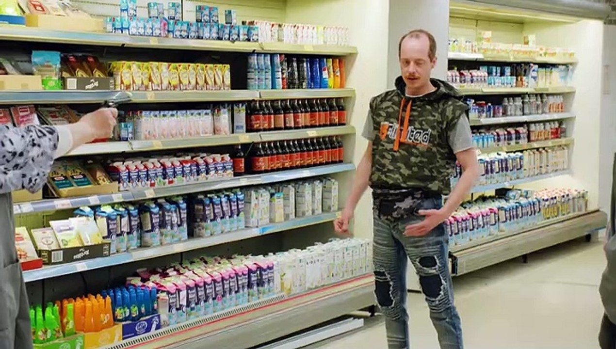 Die Discounter S04E01-Sicherheitsschulung