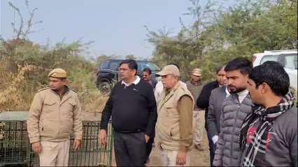 वन विभाग के अधिकारियों के साथ पहुंचे वन मंत्री संजय शर्मा
