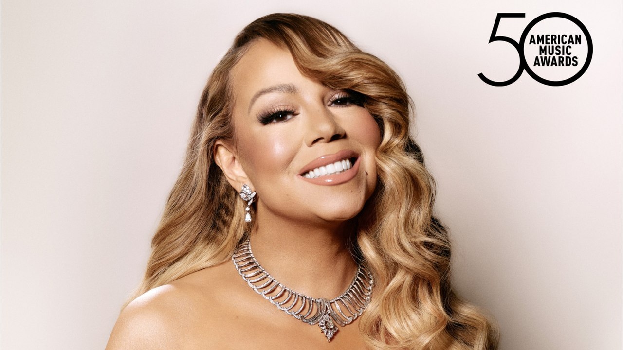 GALA VIDEO - Mariah Carey entourée de ses (grands) jumeaux avec un invité d’honneur : la reine de Noël a célébré sa fête préférée comme il faut
