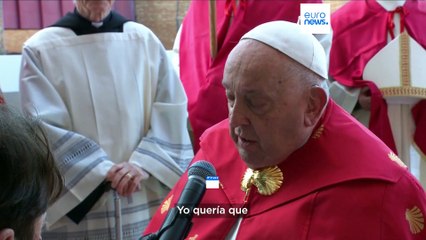 El Papa lleva el Año Santo y un mensaje de esperanza a la principal cárcel de Roma