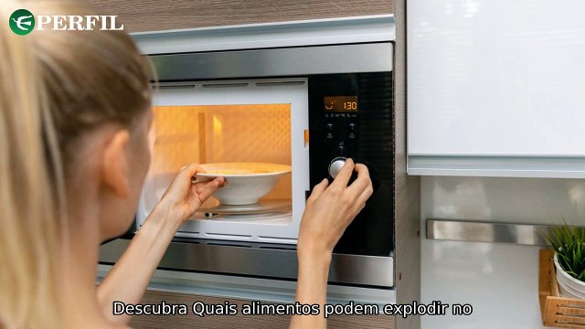 Explosões no Micro-ondas, Amor em Outlander e Conflito em Moçambique: As Notícias da Semana