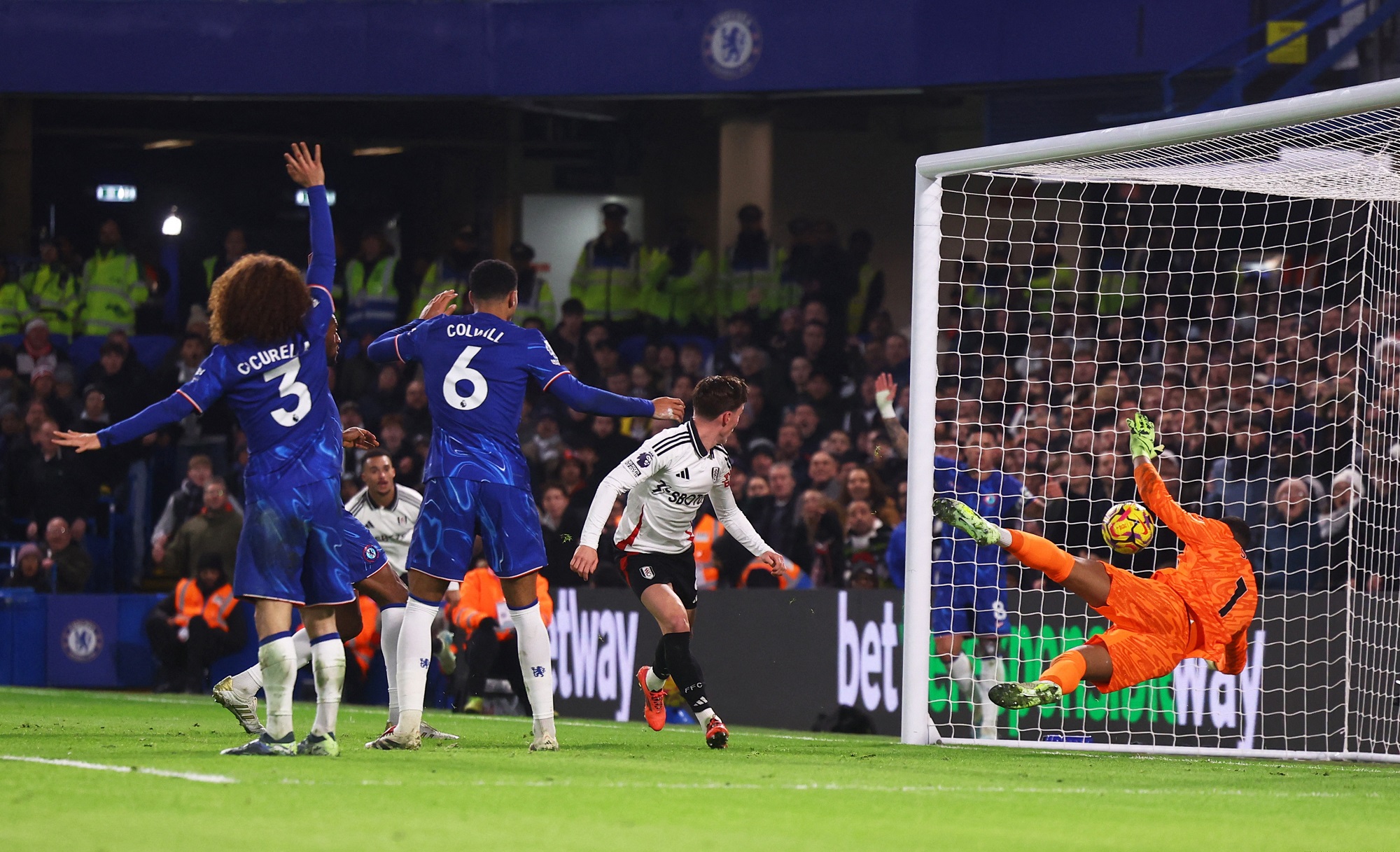 Chelsea lose 2-1 to Fulham in blow to Premier League title hopes