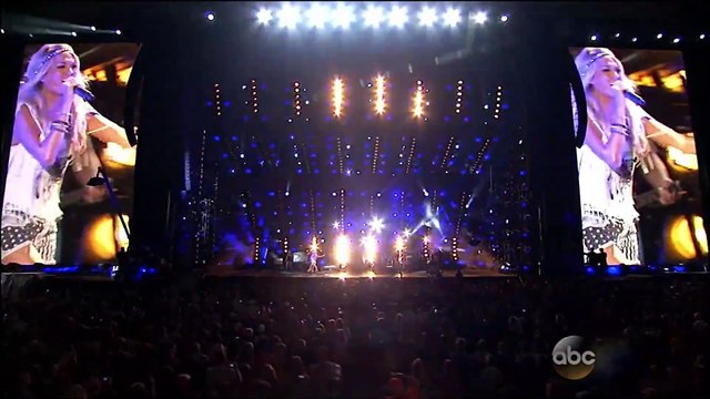 Paradise City (Guns N’ Roses cover) - Carrie Underwood (live)