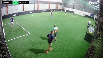 26/12 à 17:25 - Football Terrain 4 (LeFive Morangis)