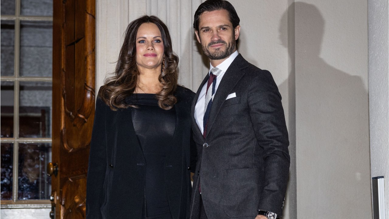 GALA VIDEO - Sofia de Suède enceinte : cette pièce ultra-chic qui flatte sa silhouette de grossesse