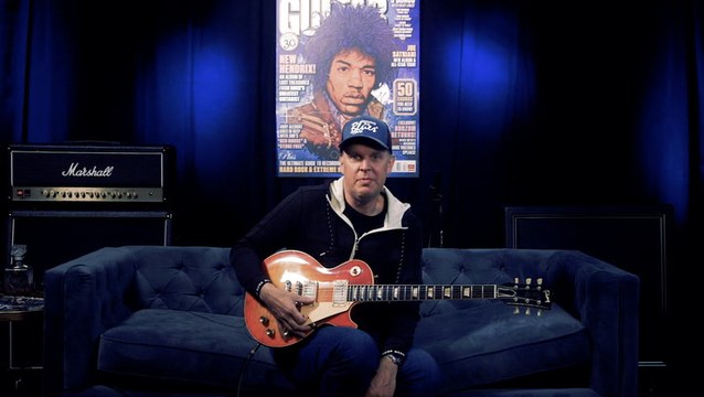 How To Incorporate Volume Swells Into Solos With Joe Bonamassa