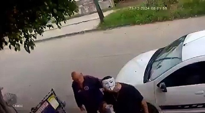 Locura en Navidad: se viralizó un video de la pelea y el crimen ocurrido en Lomas del Mirador