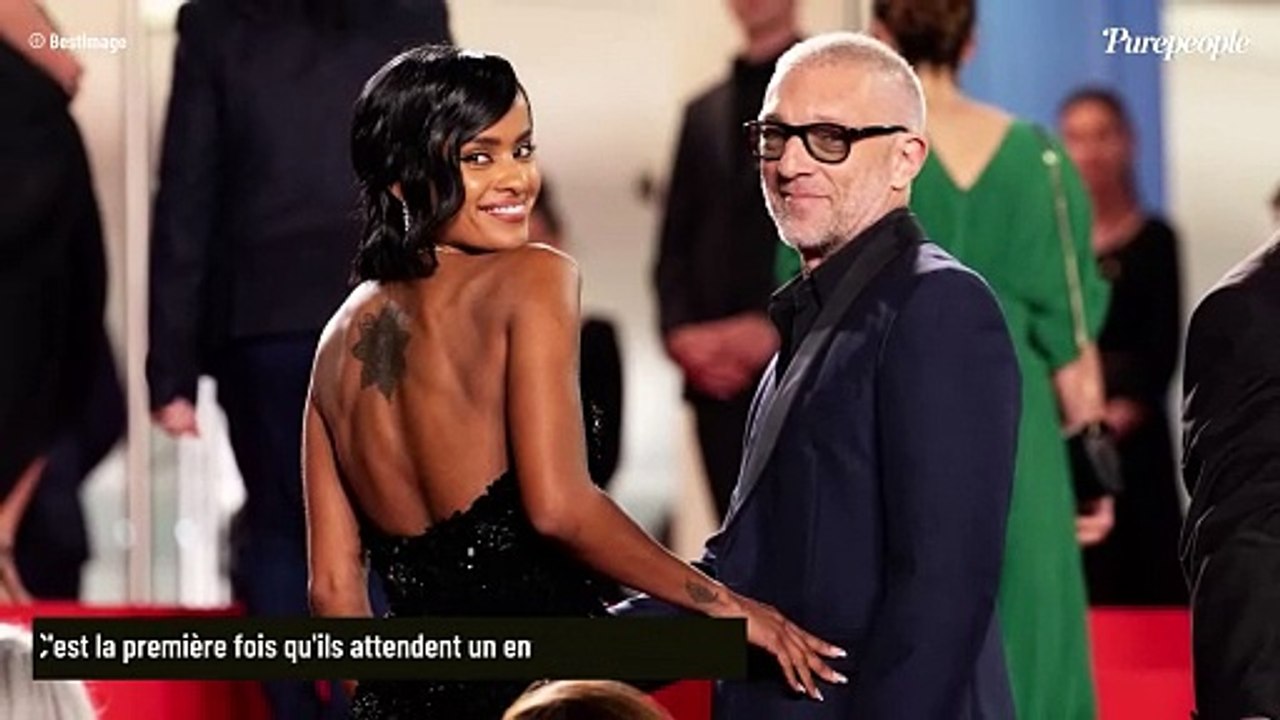 Vincent Cassel bientôt papa : l'acteur pose avec sa jeune compagne et son ventre très arrondi