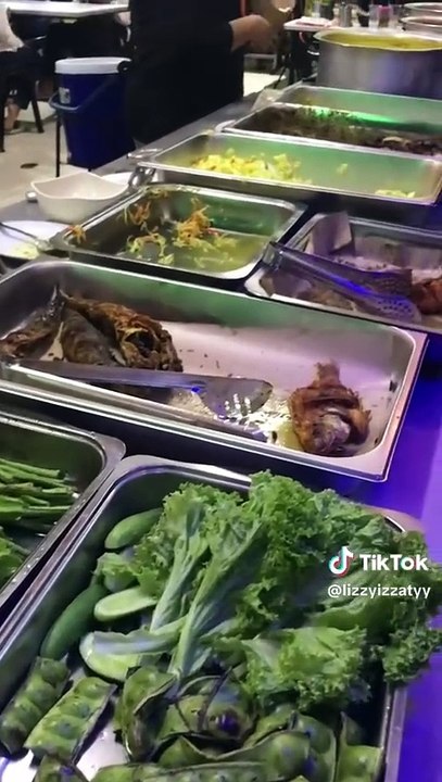 Nasi berlauk malam