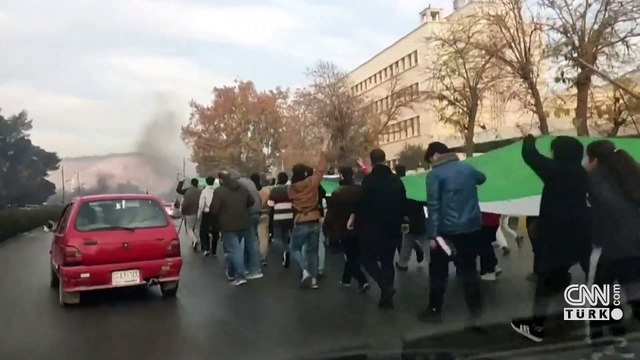 SADECE KADINLARI GÖMMÜŞ! Şam'da bir toplu mezar daha...