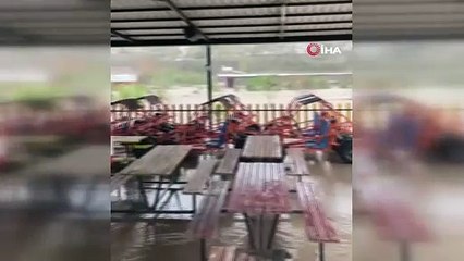 Sel safari istasyonunu vurdu, onlarca ATV kayıp