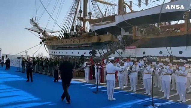 Abu Dhabi accoglie l'Amerigo Vespucci, al via la 31esima tappa