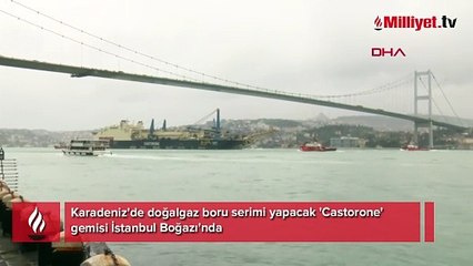 Dev gemi İstanbul Boğazı'ndan geçiyor