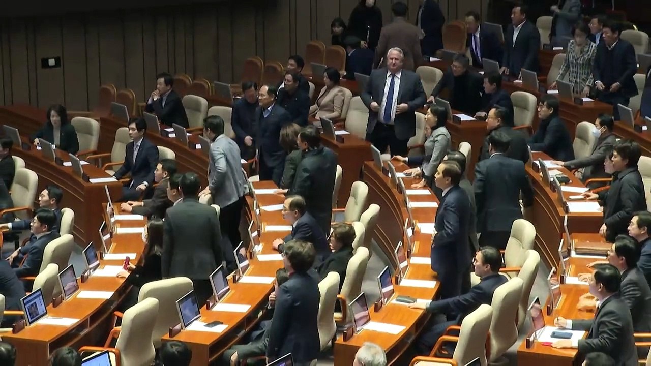 Deputados sul-coreanos aprovam impeachment do presidente interino Han Duck-soo