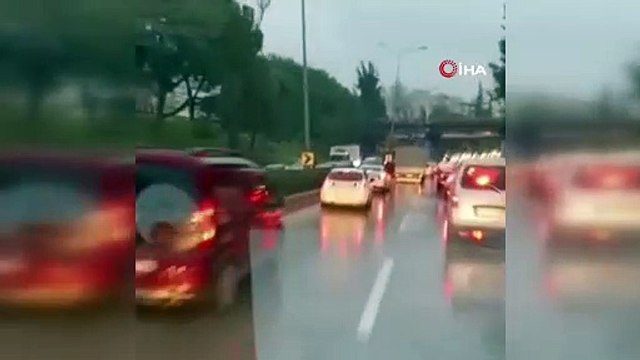 Bursa’da fermuar sistemiyle yolu böyle açtılar