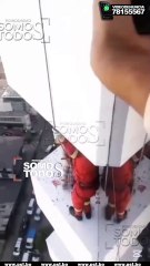 A si fue el rescate del hombre que intento saltar