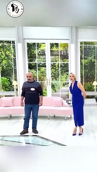 Gündüz programları insanlarla alay etmeye devam ediyor! 3 yıl boyunca konuştuğu kişi erkek çıktı