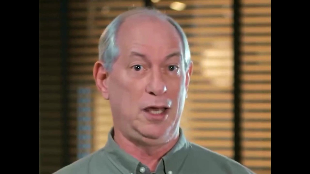 "Esses irresponsáveis quebraram o Brasil", diz Ciro Gomes ao explicar aumento do dólar no Governo Lula