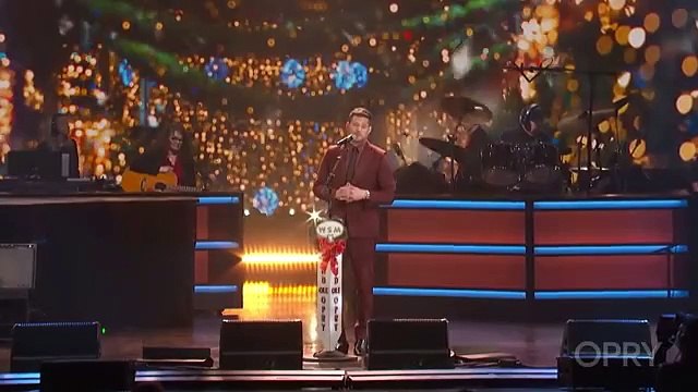 Maybe This Christmas (Live) - Michael Bublé & Carly Pearce