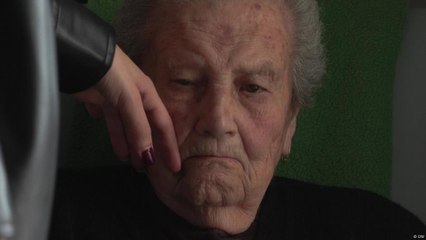 قرية مجتمعة على رعاية المسنين مع احتفاظهم بحرياتهم