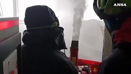 Gran Sasso, le immagini girate dai soccorritori prima di riuscire a scendere a valle
