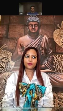 Inside the Lives of a Cabin Crew, Astrologer, Tarot Reader YouTuber – A Unique Podcast