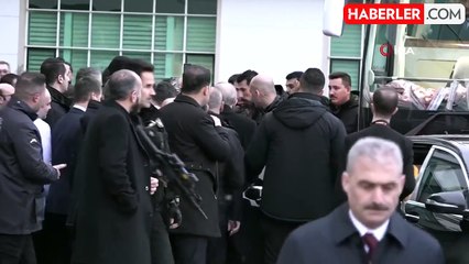 Cumhurbaşkanı Erdoğan, hastanede yaralıları ziyaret etti