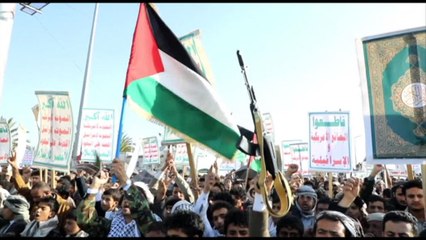 Yemen, grande manifestazione a Sanaa dopo l'attacco israeliano