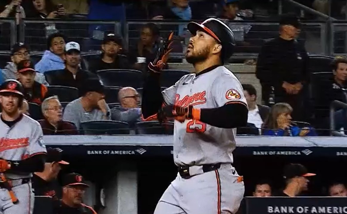 Anthony Santander es el Atleta del Año 2024