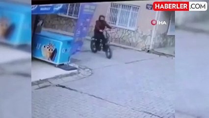 İzmir'de iğrenç görüntülere neden olan bisikletli sapık tutuklandı