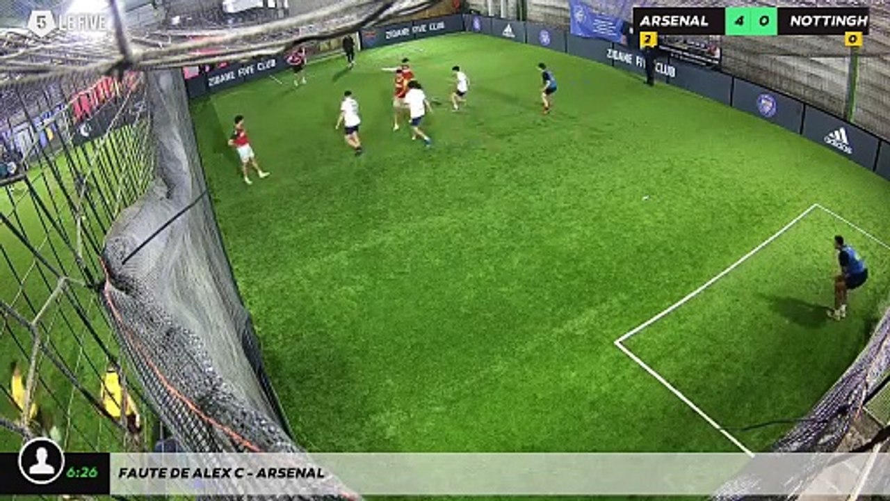 Faute de Alex C - ARSENAL
