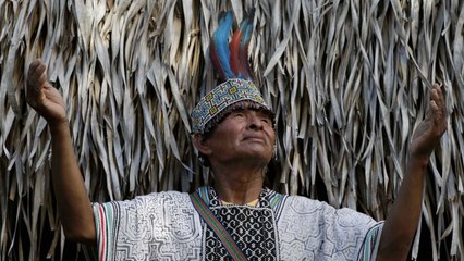 Chamanes peruanos predicen alianza Trump-Putin en 2025