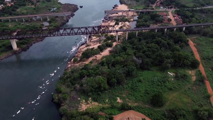 Sube a 10 cifra de muertos en colapso de puente en Brasil