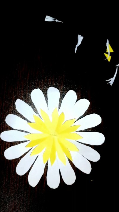 Plaper making Flower
