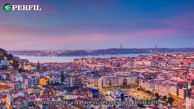 De Minas Gerais ao sucesso de Lindsay Lohan: o país acolhedor que revela tesouros e desafios históricos. Uma jornada fascinante de descobertas e superações.