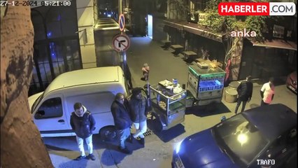 İzmir'de Yol Verme Tartışmasında Silah Çekildi