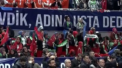 Fahiş fiyatlara boykot isteyip, asgari ücret için ''çatlasanız da patlasınız da hesap yerinde'' dedi