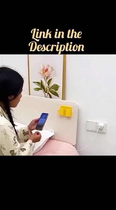 Contemporary Wall-Mounted Phone Holder with Storage, Plastic Multi-Functional Hook for Living Room, No-Drill Remote Control Charging Bracket
