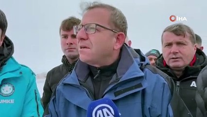Direksiyon hakimiyetini kaybeden otobüs şarampole devrildi:23 yaralı