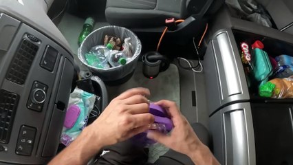 My Lunch and Unloading Routine in the Truck in Cold Weather!